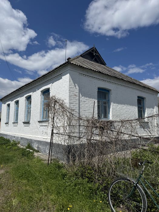 Продам будинок смт.Рокитне Держ.Програми та Сертифікати