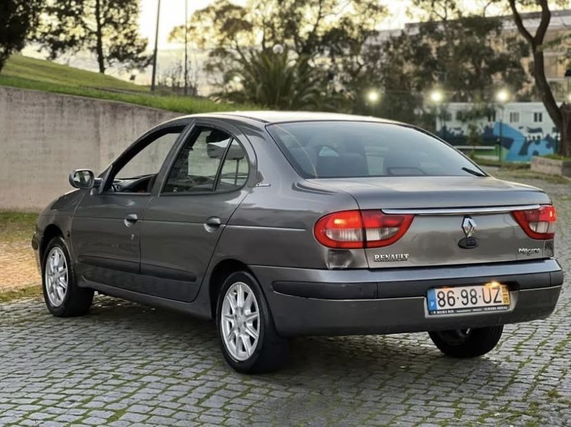 Renault megane 2003