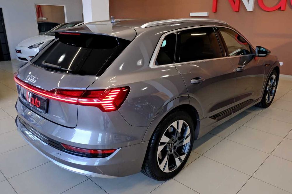 Audi e-tron 2021