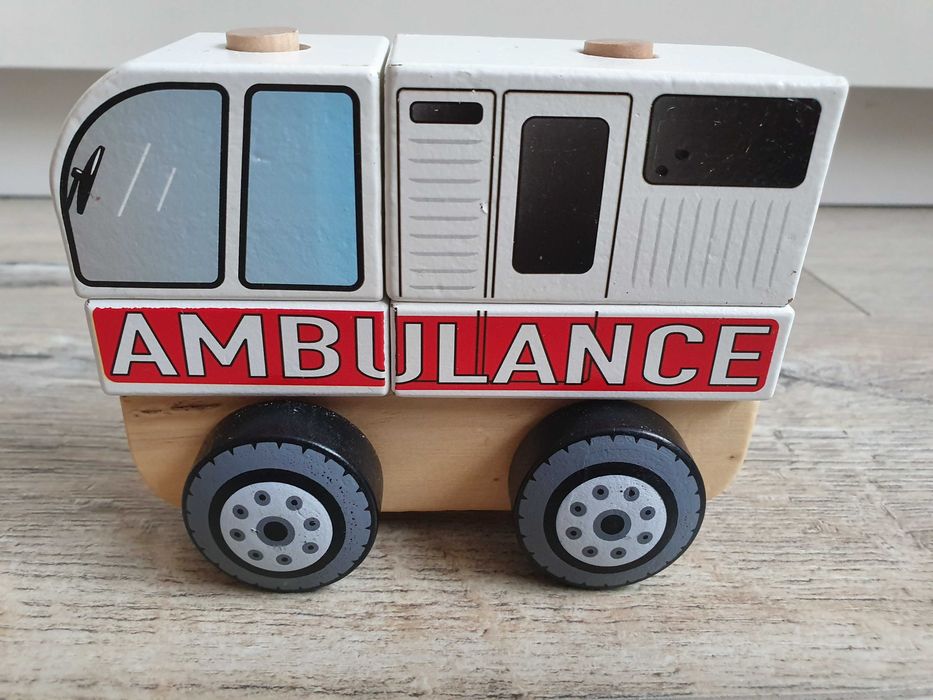 Zabawka drewniana Trefl Autko Ambulans