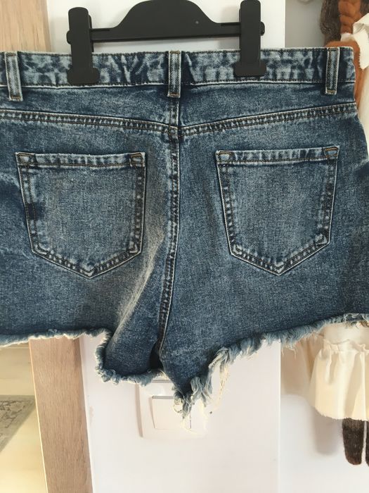 Nowe damskie krótkie spodenki jeansowe