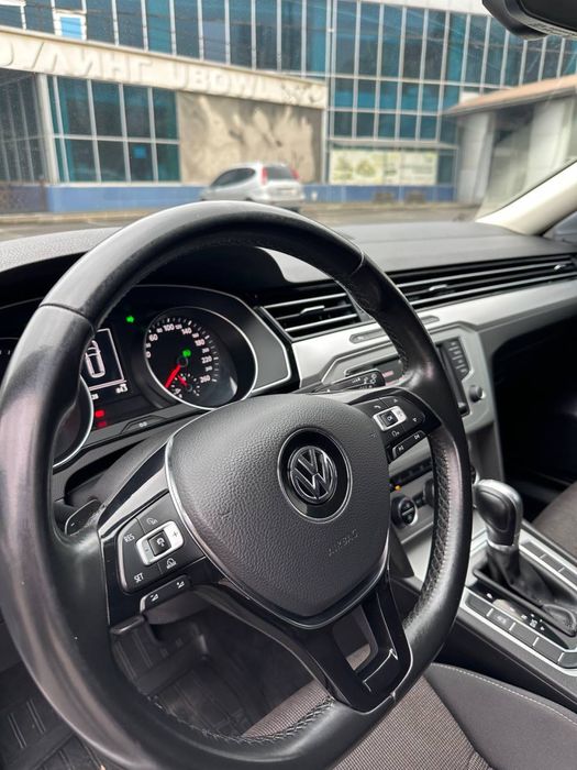 Продаю Авто Volkswagen Passat B8