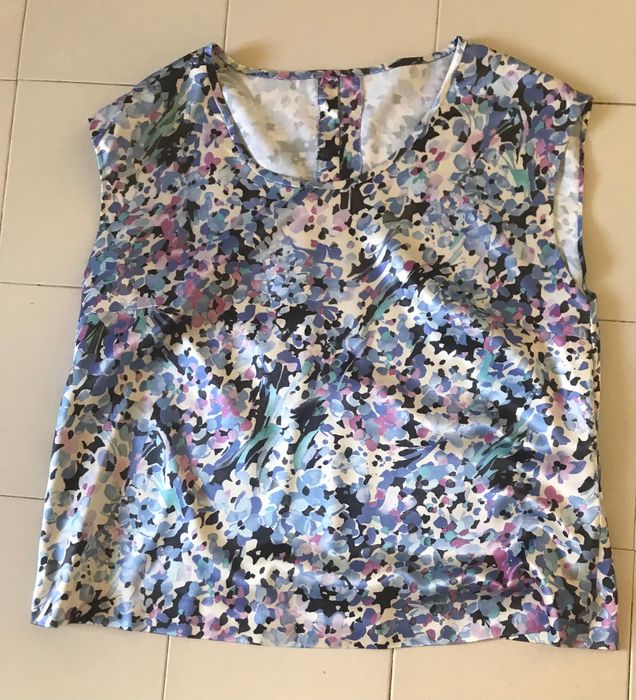 Saia e blusa tamanho 40