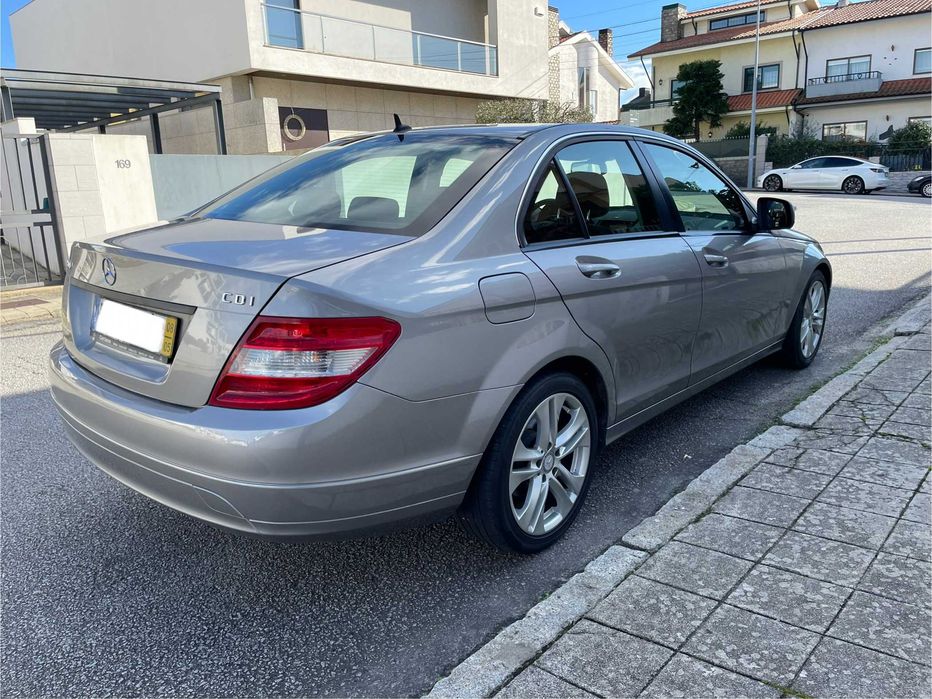 Mercedes Benz C200 CDI - 124000km - Nacional - C220