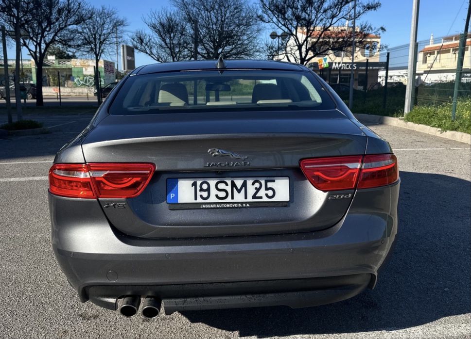 JAGUAR XE R-Sport 2.0 180cv
