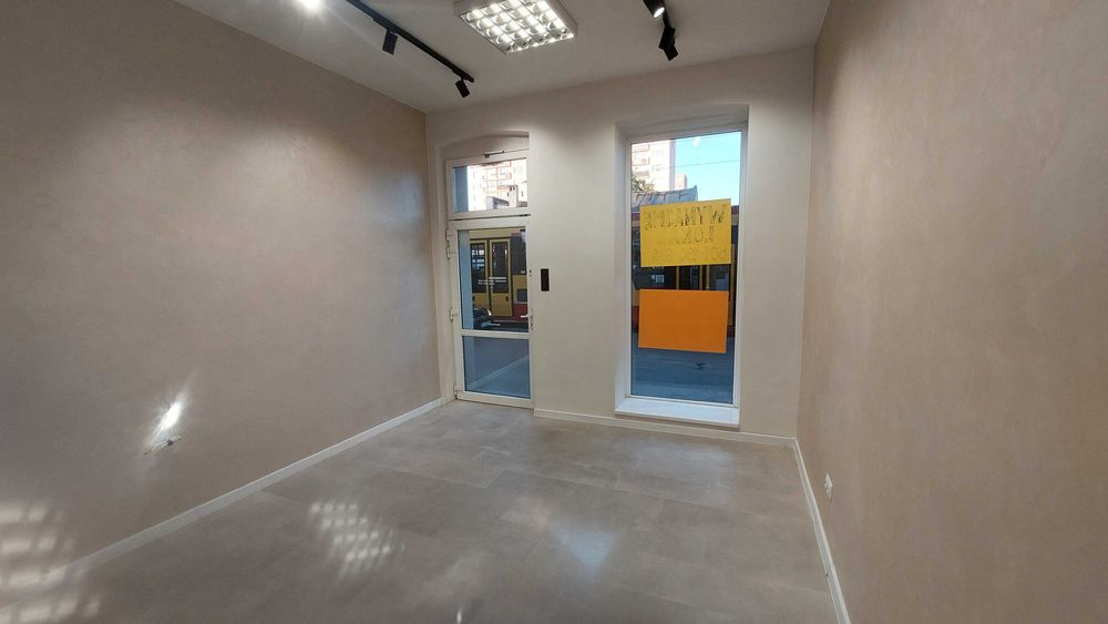 Zadbany lokal w doskonałej lokalizacji z klimatyzacją z opcją grzania