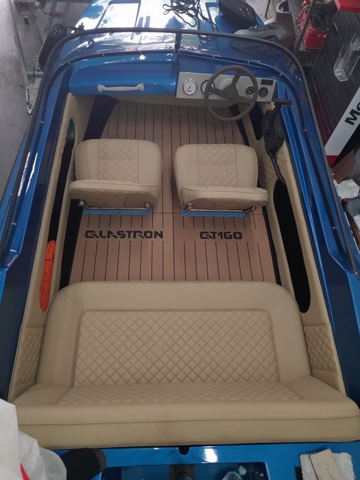 Sprzedam motorówkę Glastron GT160