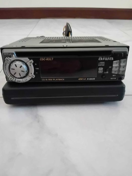Autoradio c/ CD Aiwa