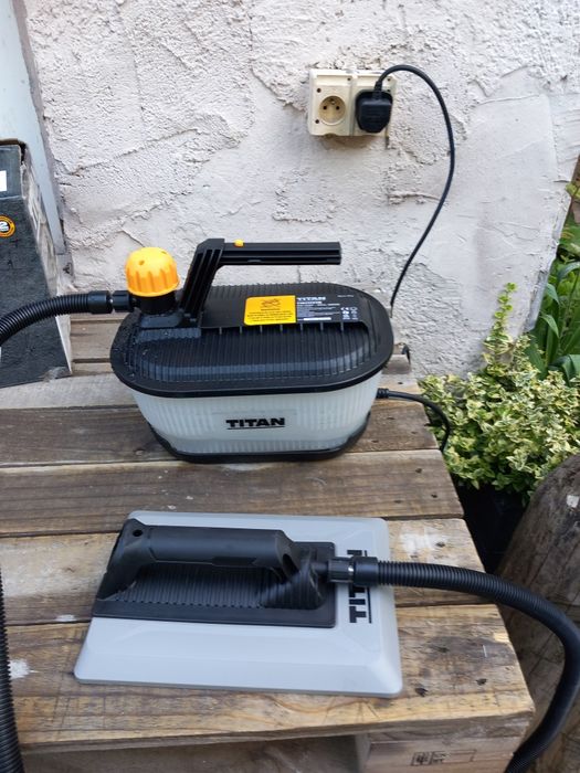 Parownica do tapet Titan TTB772STM