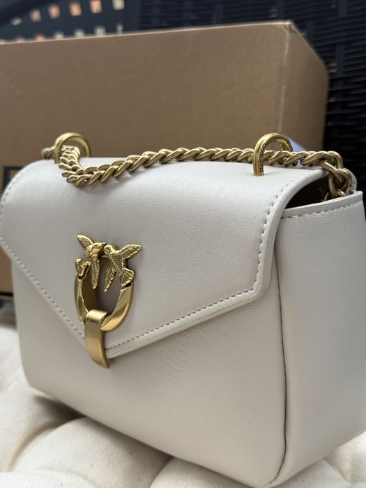 Жіноча сумка Pinko Love Bag світлий беж / нова