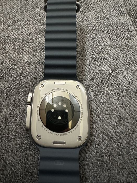 Apple Watch Ultra первые