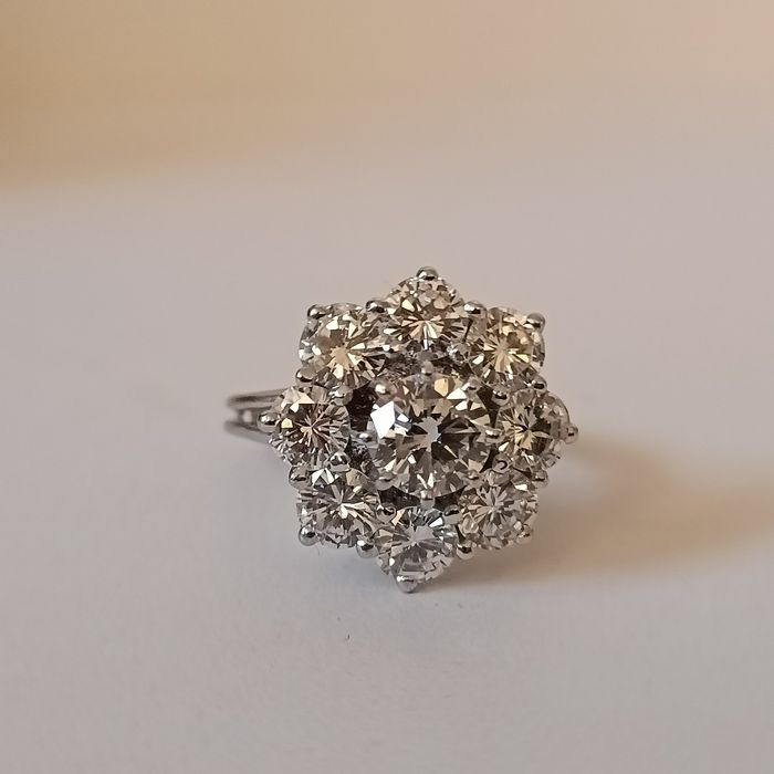 Złoty pierścionek z Diamentami 3.37 ct