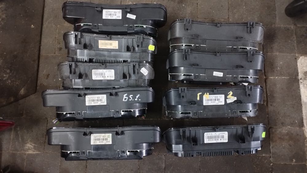 Приїхали приборні панелі