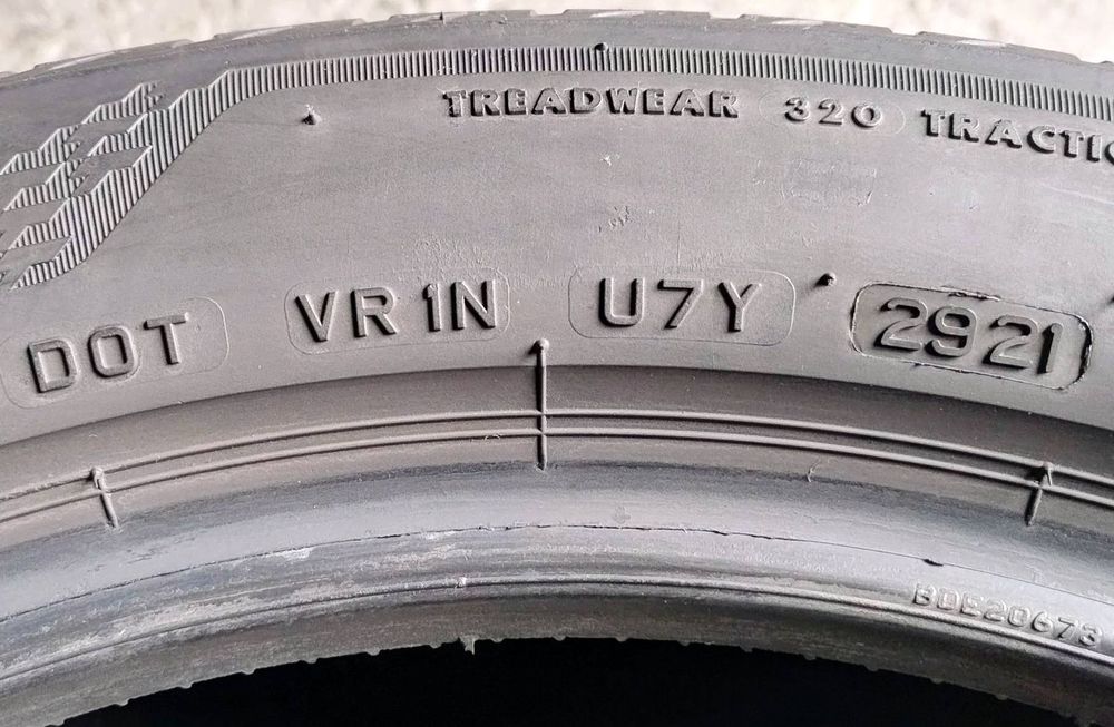 Шини літні R18 225/50 Bridgestone Turanza T005