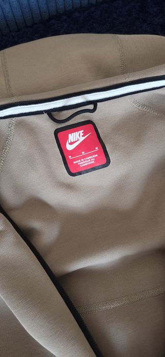 Dres Nike tech fleece