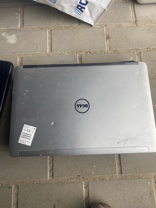 Laptopy uszkodzone