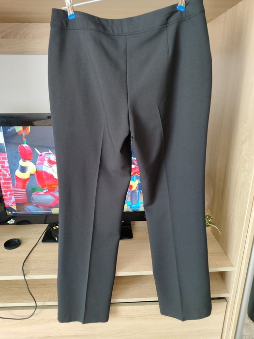 Штани жіночі класичні