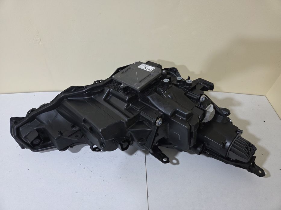Фара ліва Lexus NX 2022-2026 Triple Led USA