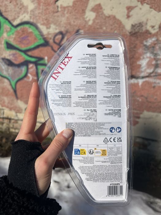 Intex aqua flow окуляри для плавання чорні