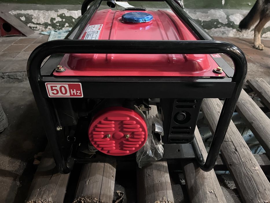 Однофазный бензиновый генератор Alimar ALM-B-3500ME