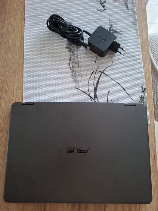 Ноутбук Asus  UX370U