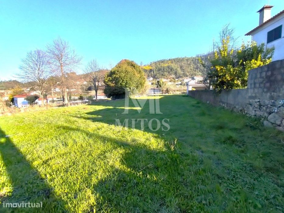 Terreno de construção em Portela Susã