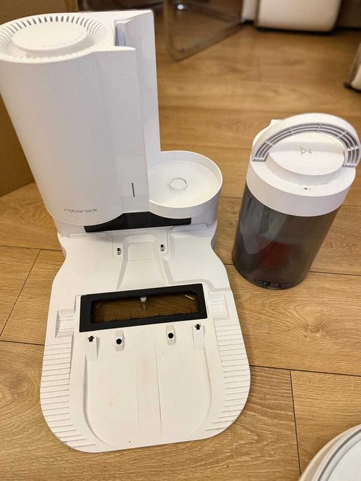 Roborock S7 + stacja samoopróżniania + zapasowe szmatki