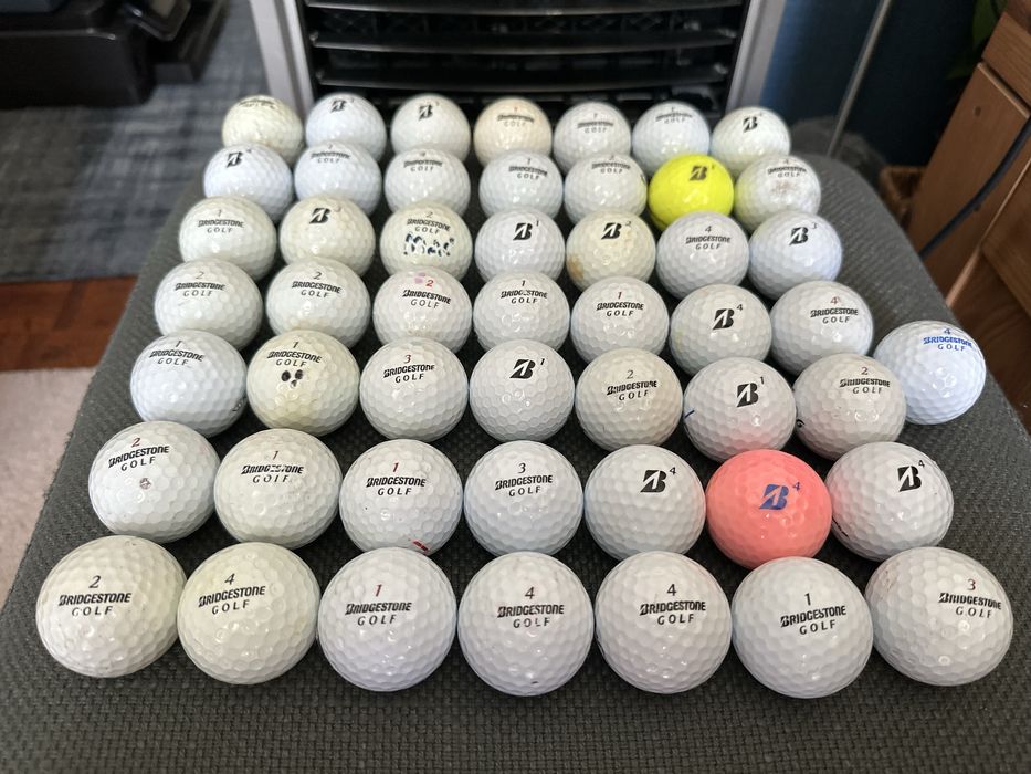 Lote de 50 Bolas de Golfe Bridgestone Usadas (Mistura de Modelos)