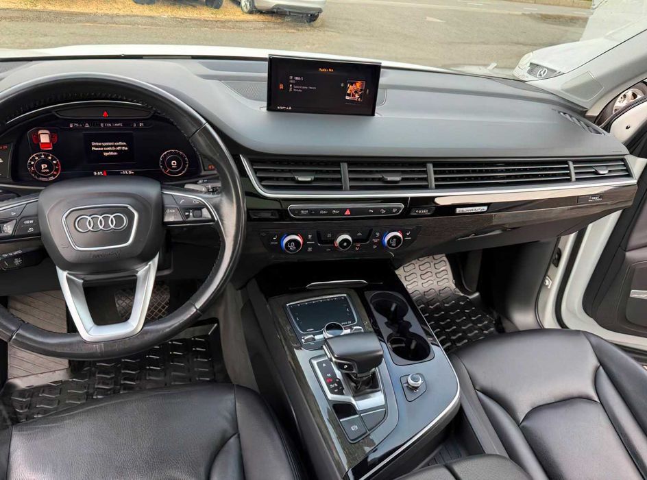 Audi Q7 3.0T      2018