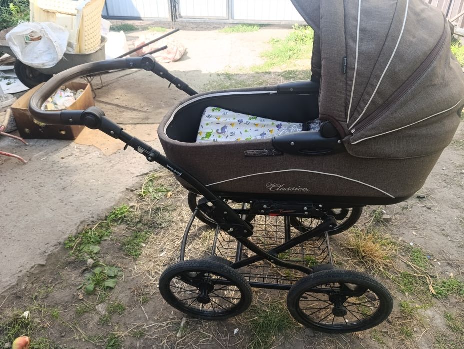Продам детскую каляску