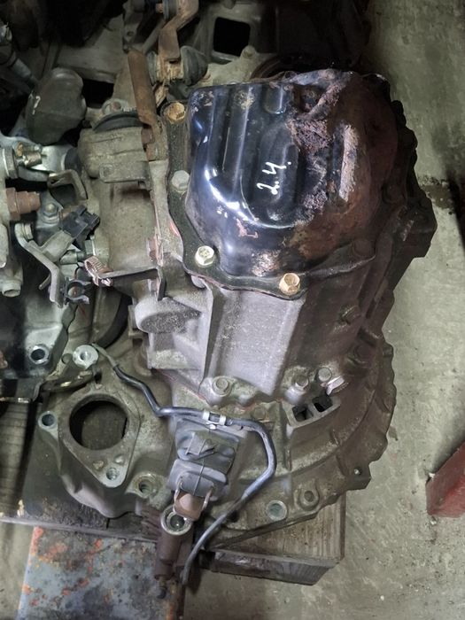 Механічна коробка передач МКПП 5-ст Toyota Camry 2.4 (E351 / 30300-33190 / 30300-33230)