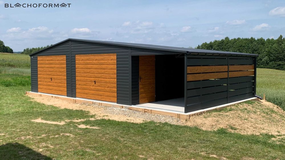Garaż blaszany 8x6 z wiatą panelową 2.5x6 konstrukcja ocynk