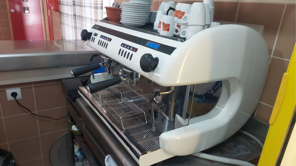 Vendo Maquina GGM Gastro KC2S