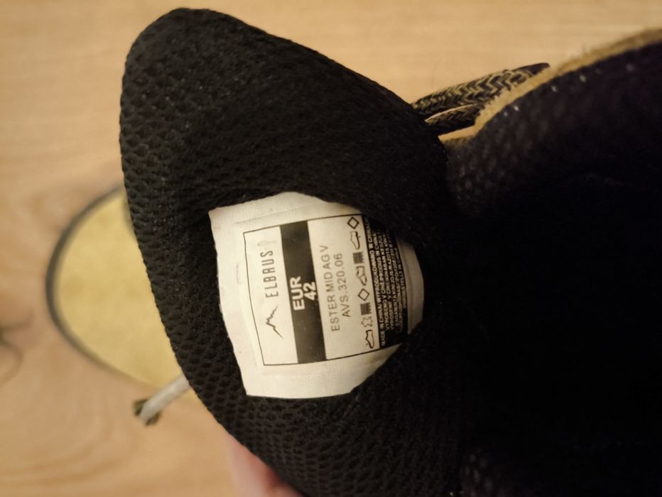 Buty Górskie Firmy Elbrus Żółte