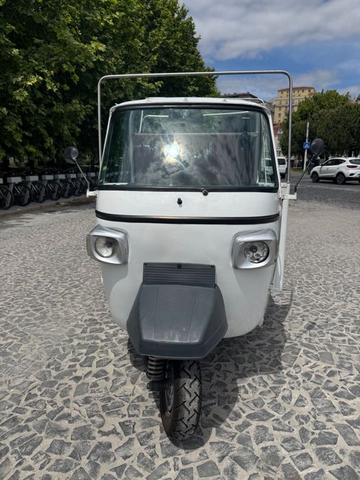 Tuk Tuk Piaggio 400 (7 lugares)