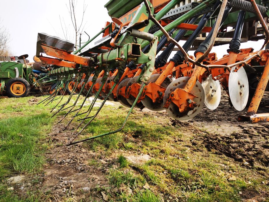 Siewnik Amazone AD 301  3m talerzowy