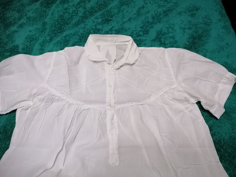 Camisas de baixo antigas Senhora