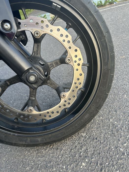 Продам Honda CBR 400 R