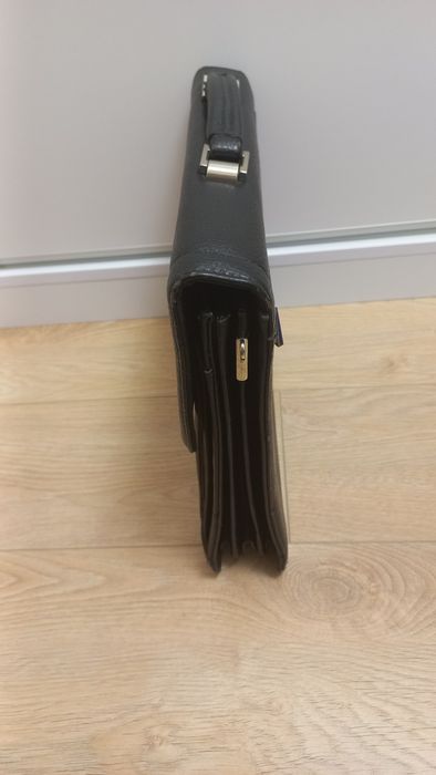 Чоловічий портфель