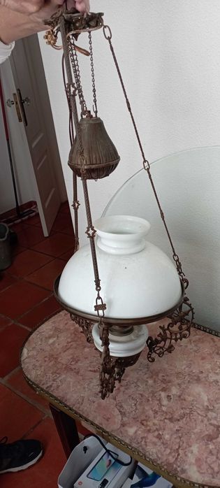 Candeeiro de teto em ferro