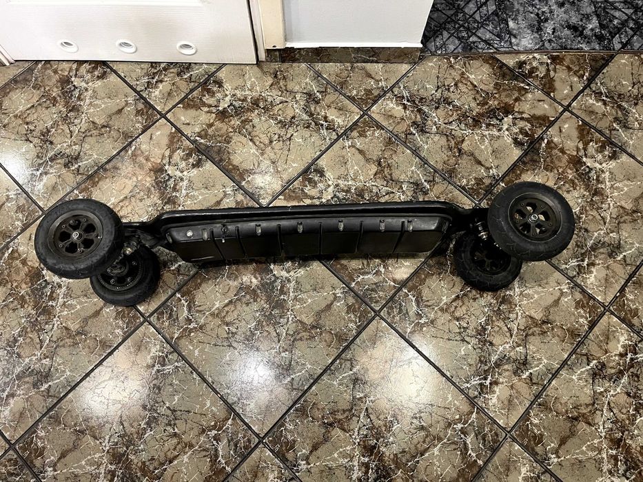 Deska elektryczna WowGo AT - terenowa, uszkodzony ESC