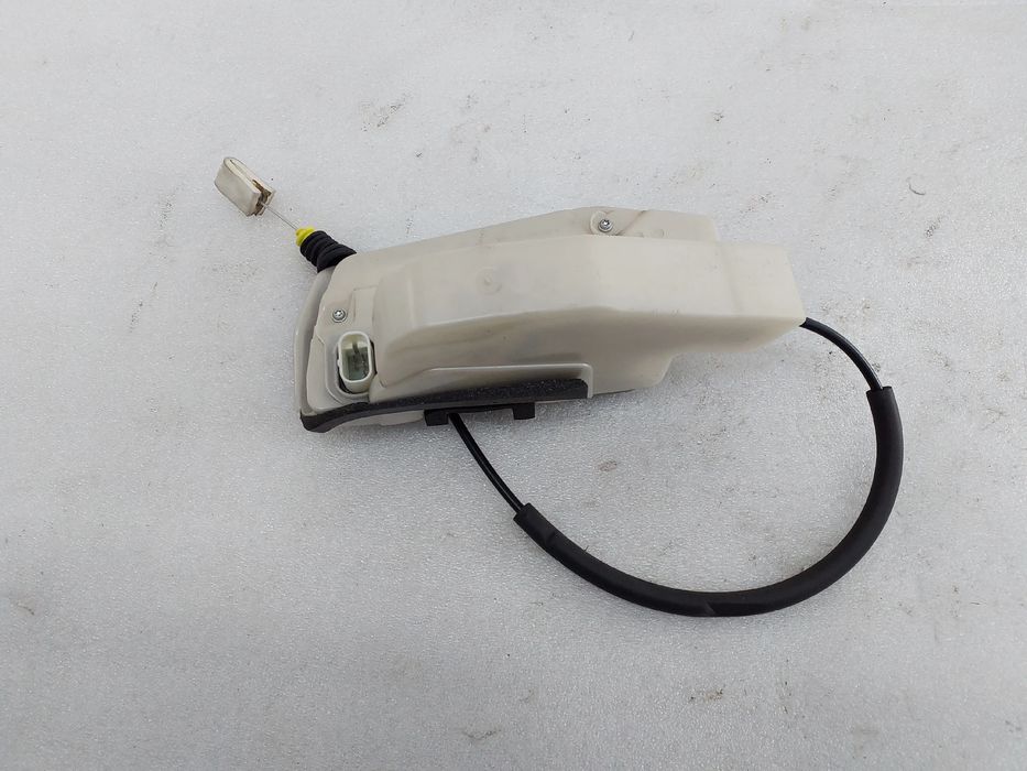 Fechadura / fecho porta trás esquerdo TESLA Model Y (5YJY)