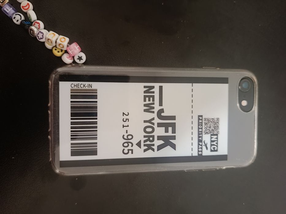 iPhone 8 with network issues64729432663810120