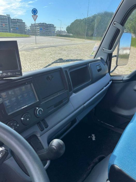 Viatura Ligeira de Mercadorias – Semi-Nova