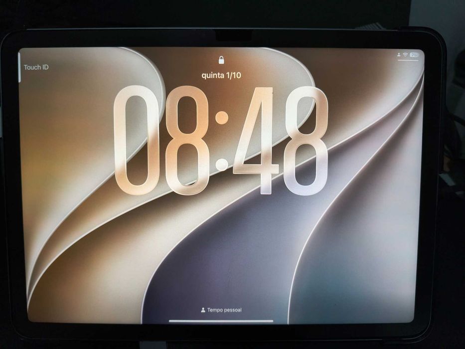iPad Air 11" (2026) M4 | Como Novo | Garantia e Fatura + Apple Pencil Pro e Capa
