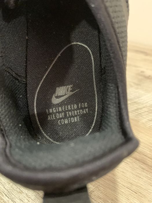 Кросівки Nike air max axis