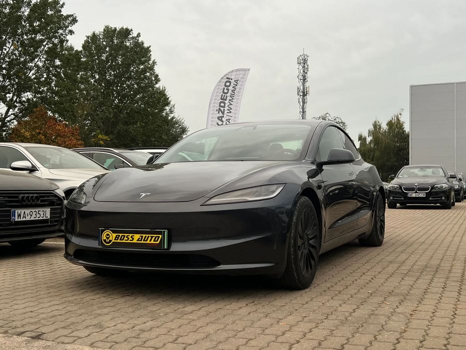 Tesla Model 3 Tesla Model 3 2024
