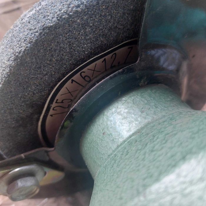 Szlifierka stołowa do metalu 125mm 250W