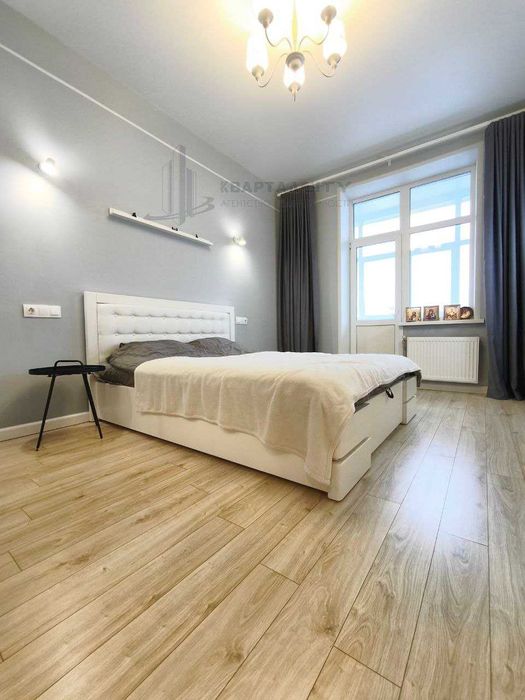 Дворівнева квартира в новому цегляному будинку (2018 р.забудови).