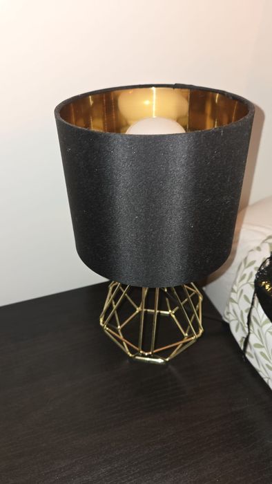 2 candeeiros de mesa de cabeceira preto e dourado